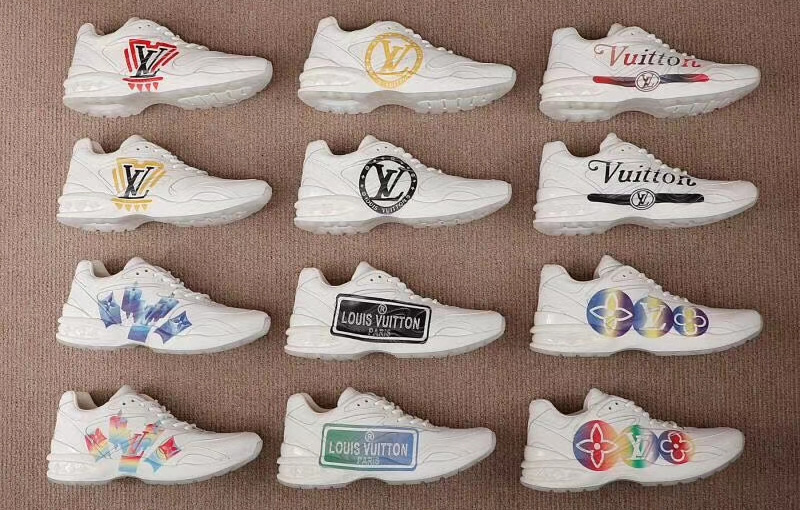 女生平板鞋使用龍潤LR-2513打樣效果圖